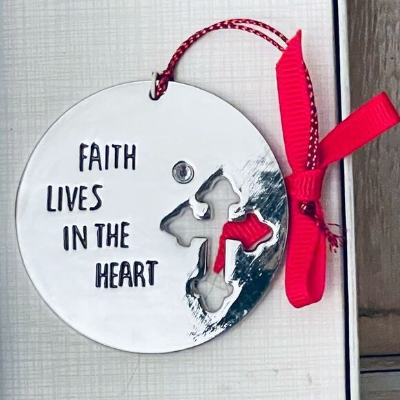 Sandra Magsamen Other - New in Box Messages from the heart Hanging Silver Metal Faith Lives in the heart
